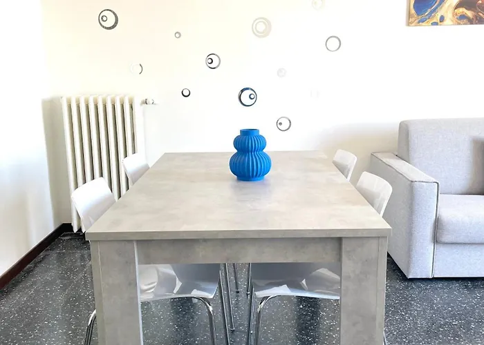 The Luxe By Maiden Art דירה *