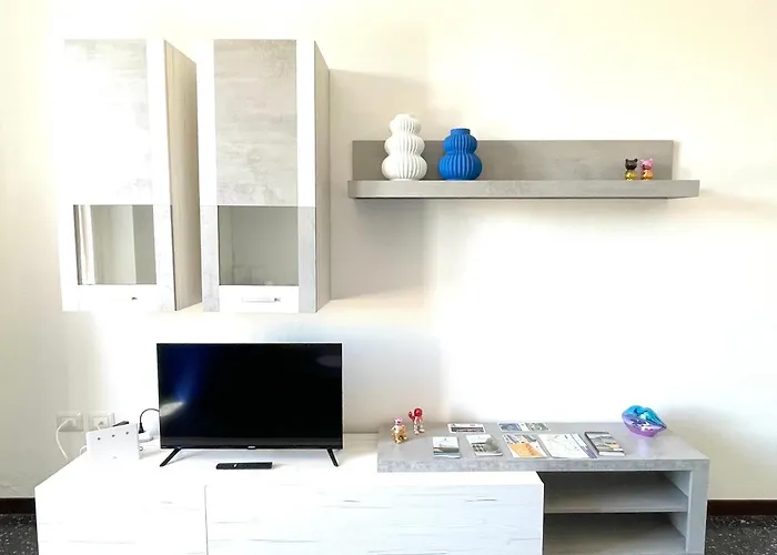 Appartamento The Luxe By Maiden Art Arona